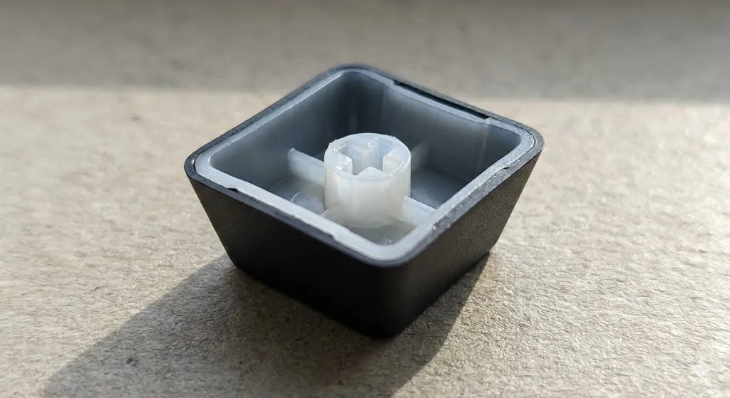 Tecnologia Double Shot Injection keycaps durabilidade