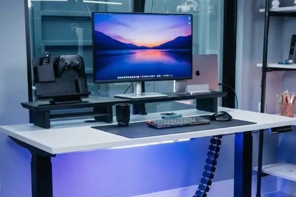 Standing Desk: Mesa com Regulagem de Altura Vale a Pena?